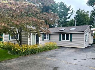 23 Paradise Lane Ext, Halifax, MA 02338