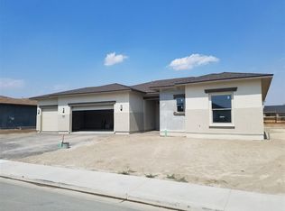 146 Snowy Plover Way, Fernley, NV 89408
