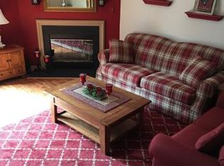 810 Blossom Cir, Dayton, NJ 08810