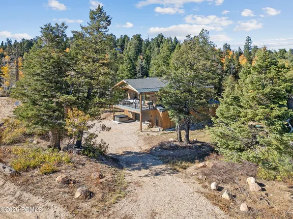 1430 W Arapaho Dr, Coalville, UT 84017