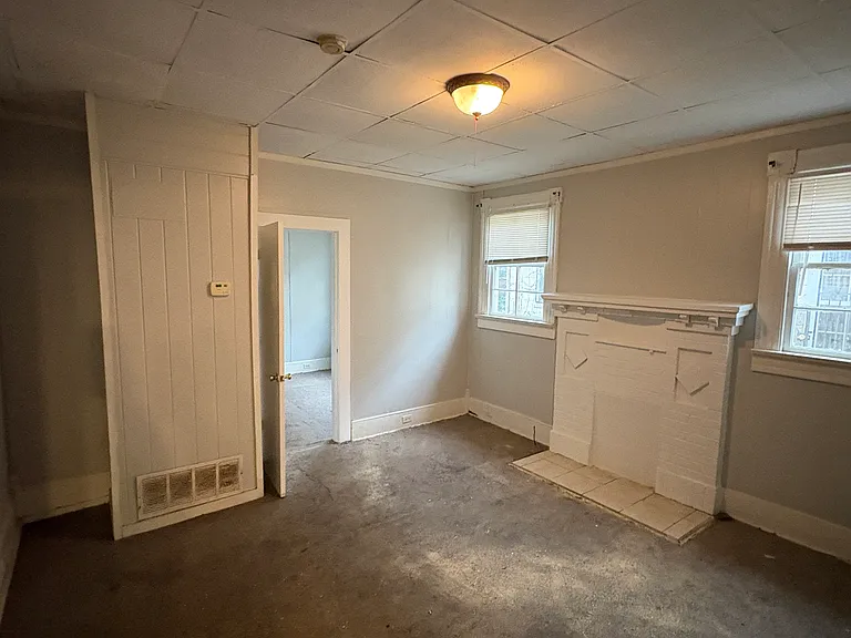 340 Buford St #B — Photo 2