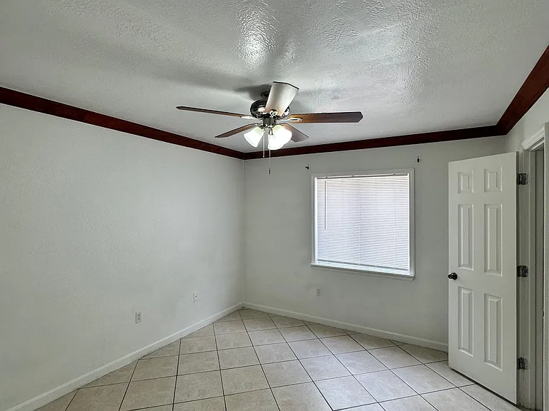 4407 S Semoran Blvd #2 — Photo 14