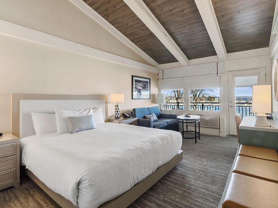 1st image of 269 Fontana BOULEVARD #2570