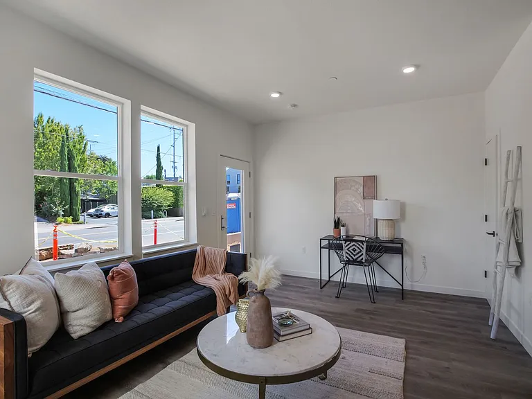 Greeley Court — Photo 20