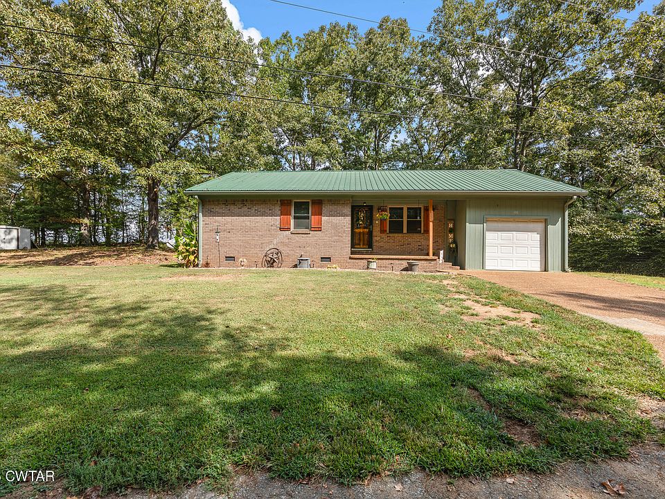 1st image of 100 Fox Ln