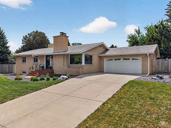 2nd image of 24 Rangeview Drive
