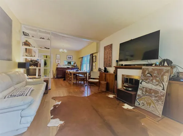 3259 W 7th Ave, Vancouver, BC V6K 2A3