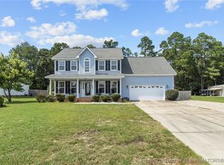 1905 Pineville Dr, Hope Mills, NC 28348