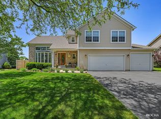 630 Salem Cir, Oswego, IL 60543