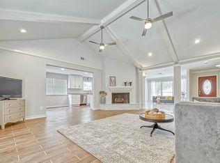 10210 Bob White Dr, Houston, TX 77096