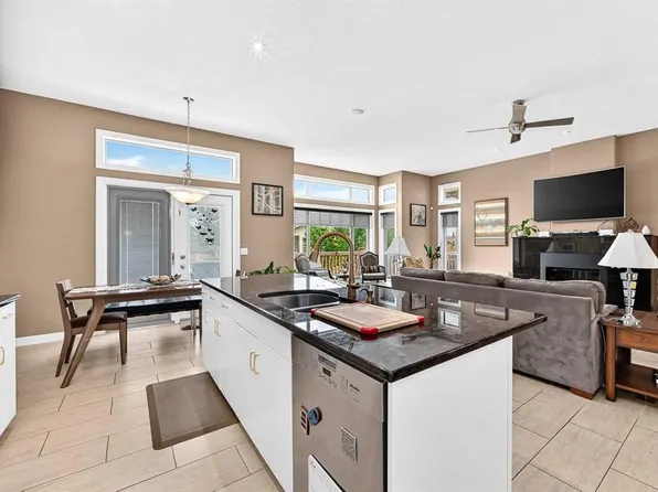 116 Bridle Estates Rd SW, Calgary, AB T2Y 0G1