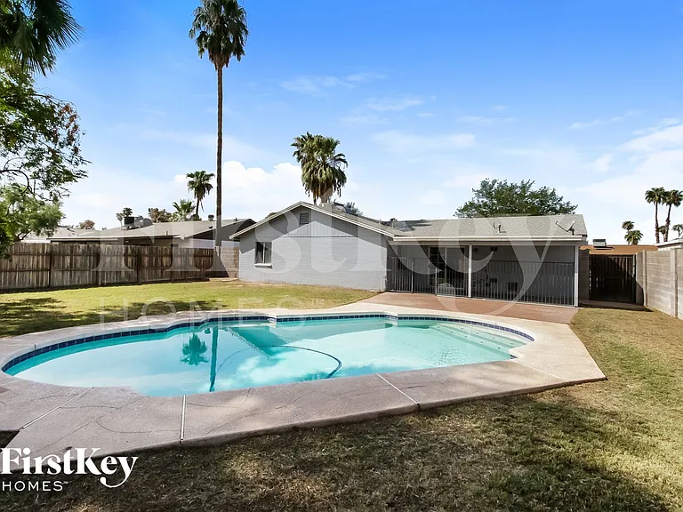 5909 S Palm Dr — Photo 14