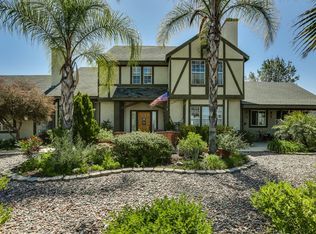 16387 Multiview Dr, Lake Mathews, CA 92570