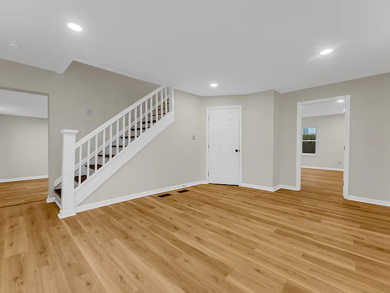 1251 Richwood Ave — Photo 15
