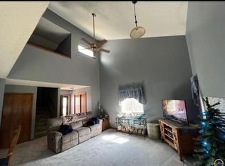 2227 SW Brandywine Ln #1, Topeka, KS 66614