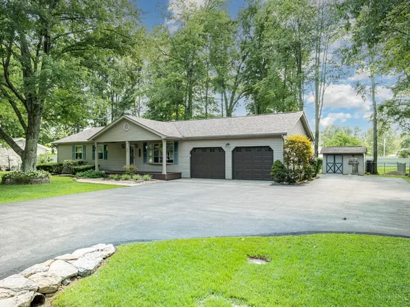 104 Red Bud Ln, Mount Orab, OH 45154
