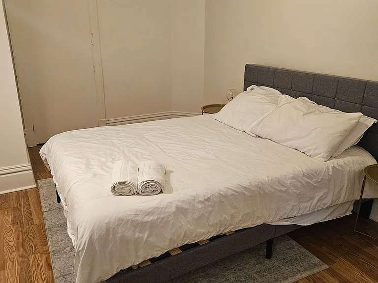 199 Catharine St N #2 — Photo 7