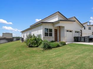 212 E 20th St #212, Georgetown, TX 78626