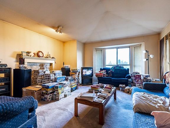 2nd image of 6440 197th St #306