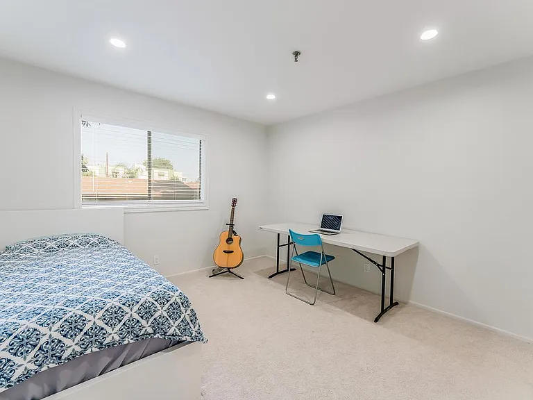 64 N Mar Vista Ave #230 — Photo 10