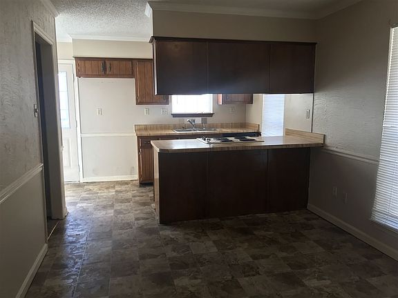 4th image of 4570 Sunnyslope Dr