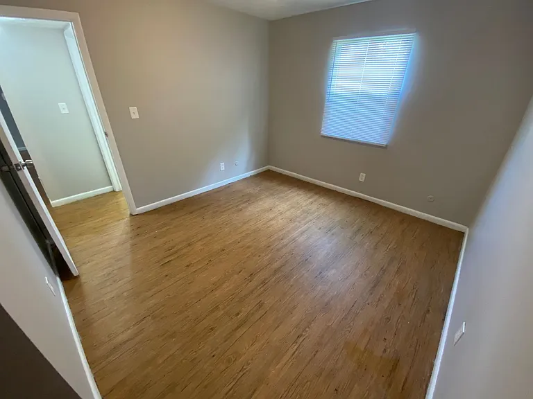 451 Alden Ave — Photo 23