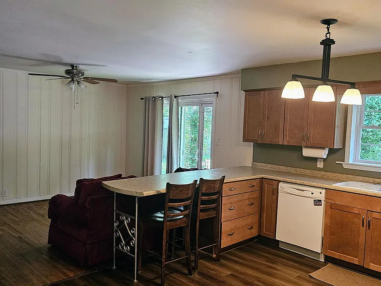 1446 Audubon Dr SE — Photo 7