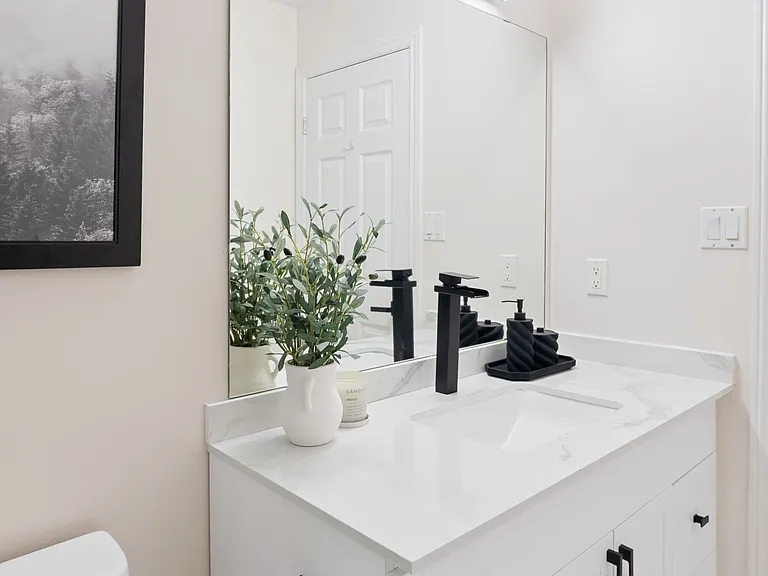 754 Hedgerow Pl — Photo 25