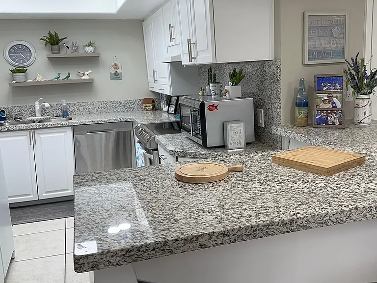 Laguna Dr E — Photo 6