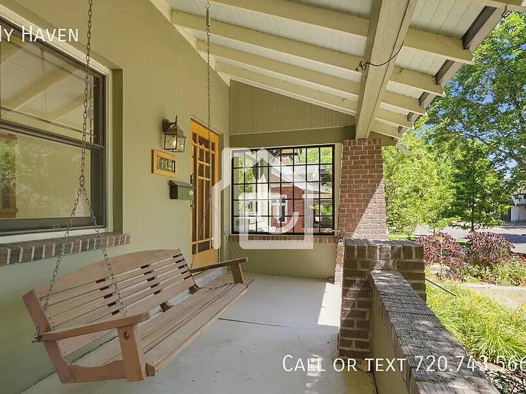 1121 S Williams St — Photo 3