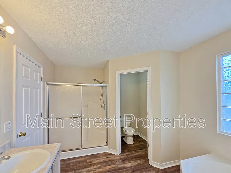 1057 Freeboard Blvd — Photo 14