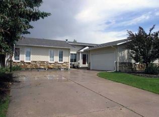 6921 Cordorva Dr, Cheyenne, WY 82009