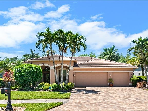 2nd image of 8026 Tiger Palm Way