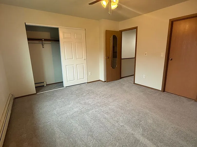 2805 Cowles St #3 — Photo 13