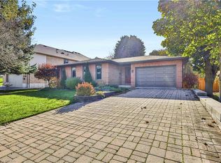 7 Charlton Dr, Brant, ON N3L 3P4