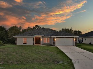 2709 48th St, Lehigh Acres, FL 33971