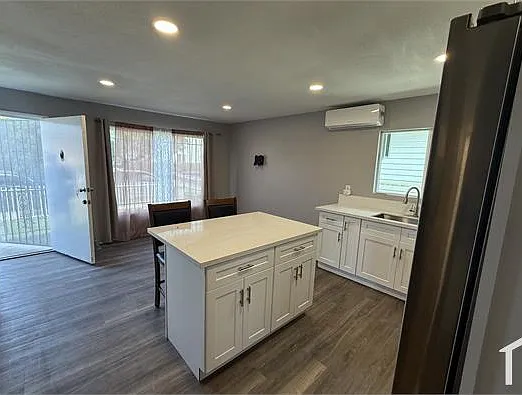 2 bed, 700 sqft, $2,750 — Photo 3