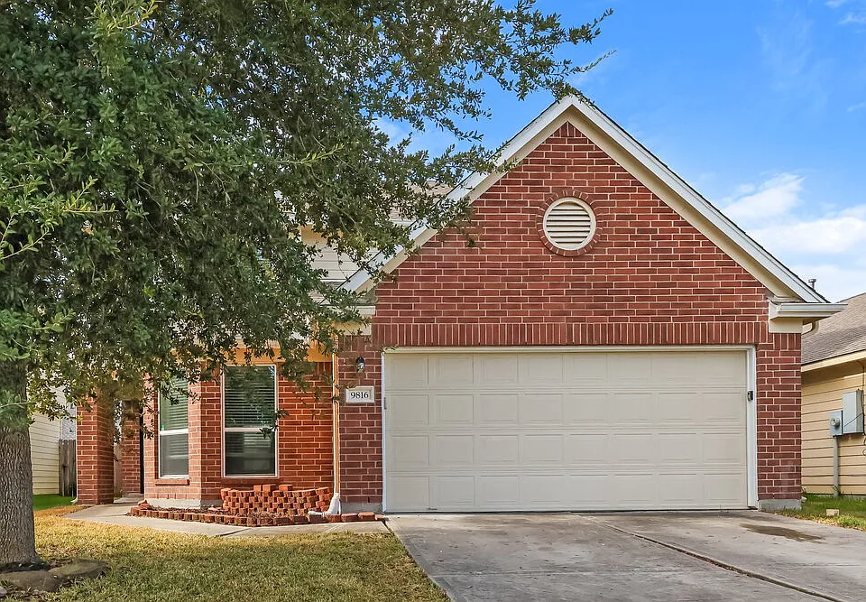9816 Lace Flower Way