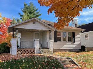 1142 N Adams St, South Bend, IN 46628
