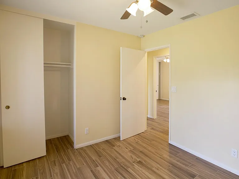 2380 Bryson Pl — Photo 8
