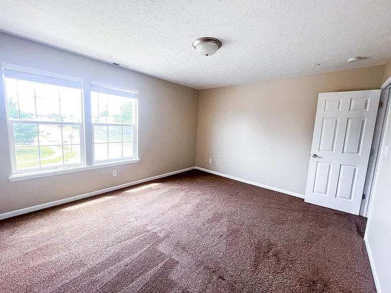 10640 Northern Dancer Dr — Photo 43
