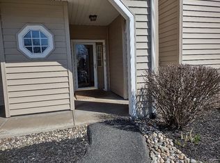 811 Hampton Place Blvd, Troy, NY 12180