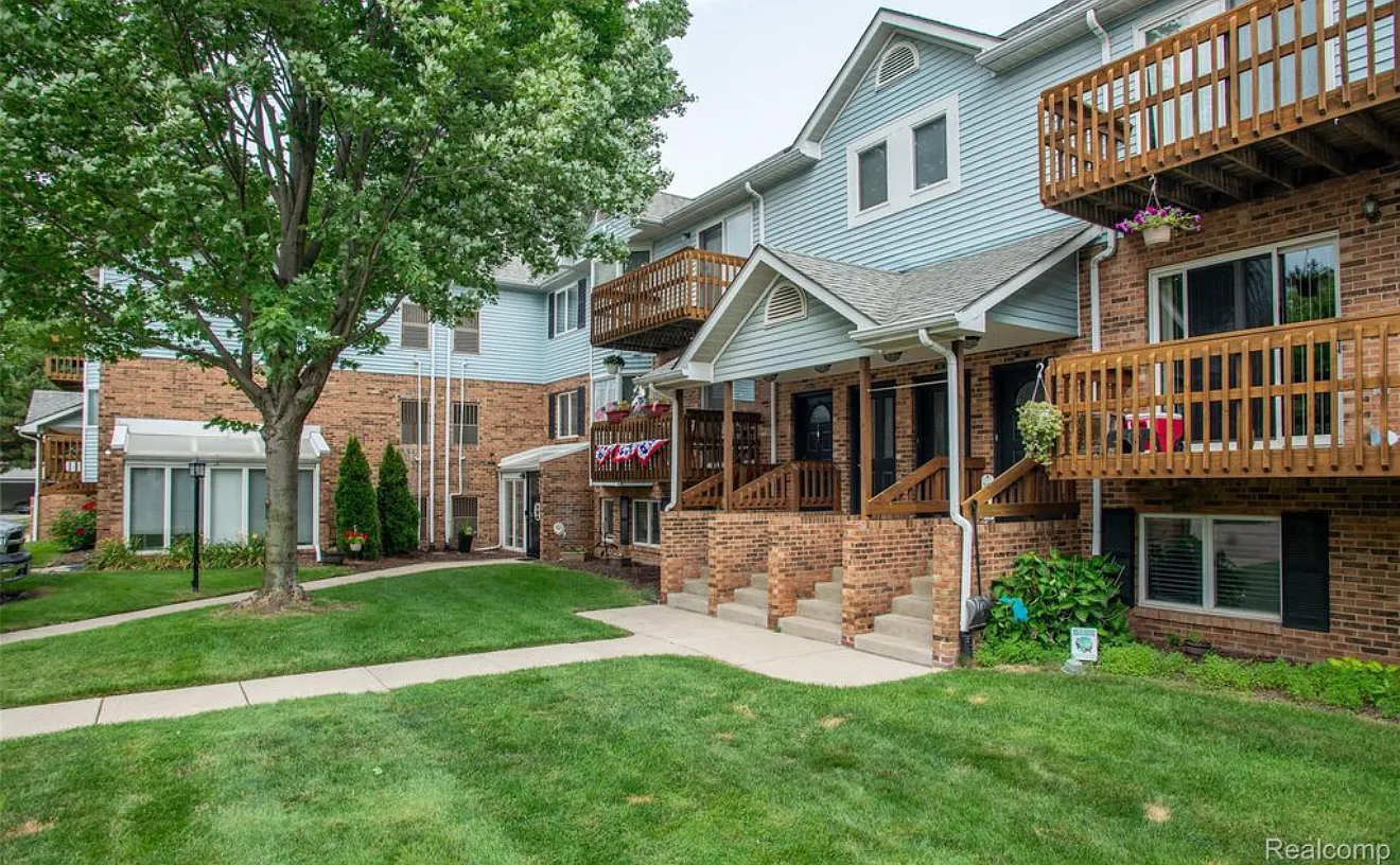 2 bed, 1009 sqft, $1,950 — Photo 4