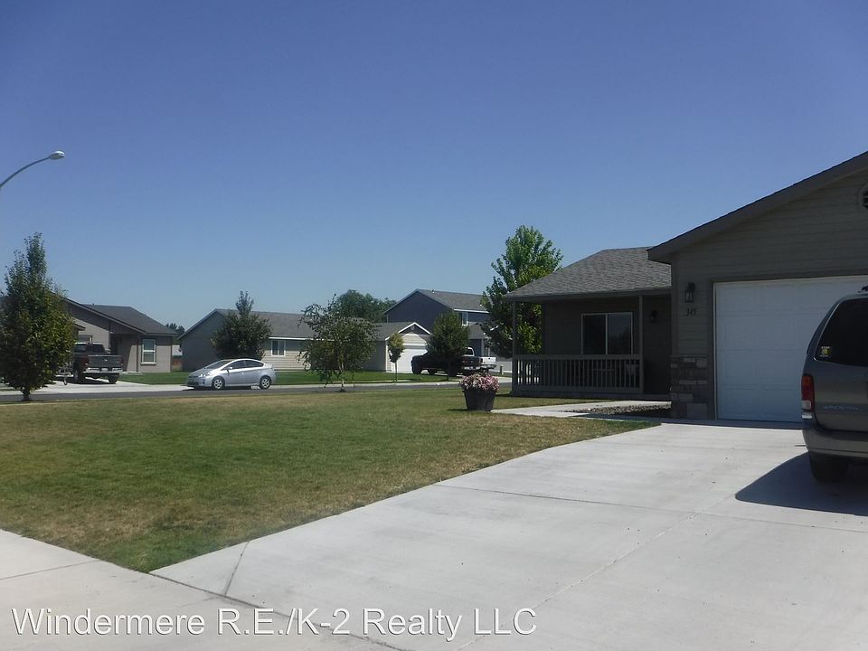 1st image of 345 E Belair Dr