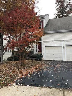 5106 Higgins Drive — Photo 2
