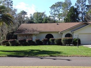 5 Pine St, Homosassa, FL 34446