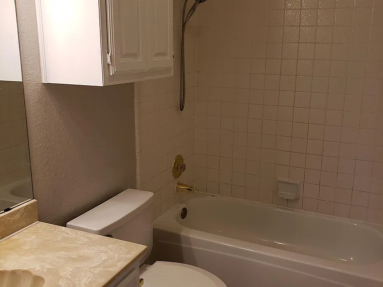 940 S Old Orchard Ln — Photo 12