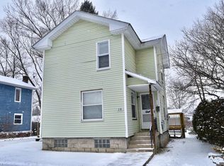 28 W Water St, Hubbard, OH 44425