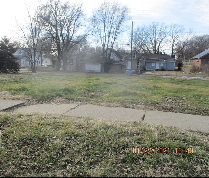 1st image of 2722 S 19th St