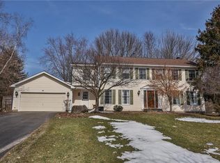 48 Valewood Run, Penfield, NY 14526